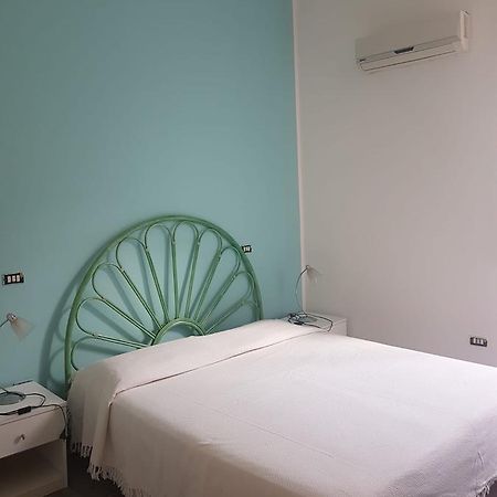 Casanoemi 2 Panzió Cagliari Kültér fotó
